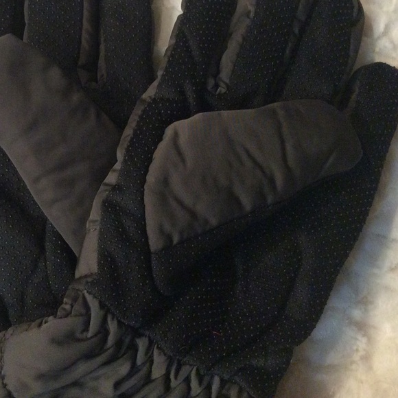 ✅🆕Gray men’s gloves plush fleece lined NWT mens M - Picture 3 of 6